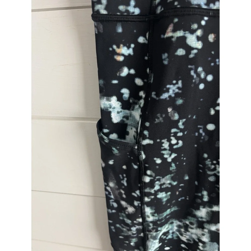 Lululemon Women's Size‎ 10 Printed Fast Free Activewear Leggings 0679